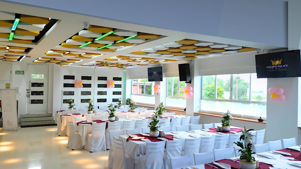Salón Golden Palace Jr
